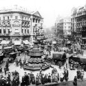 Photo:View of Piccadilly Circus, looking towards the London Pavilion 1913